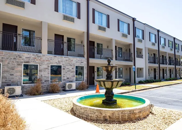 Baymont By Wyndham College Park Atlanta Airport South