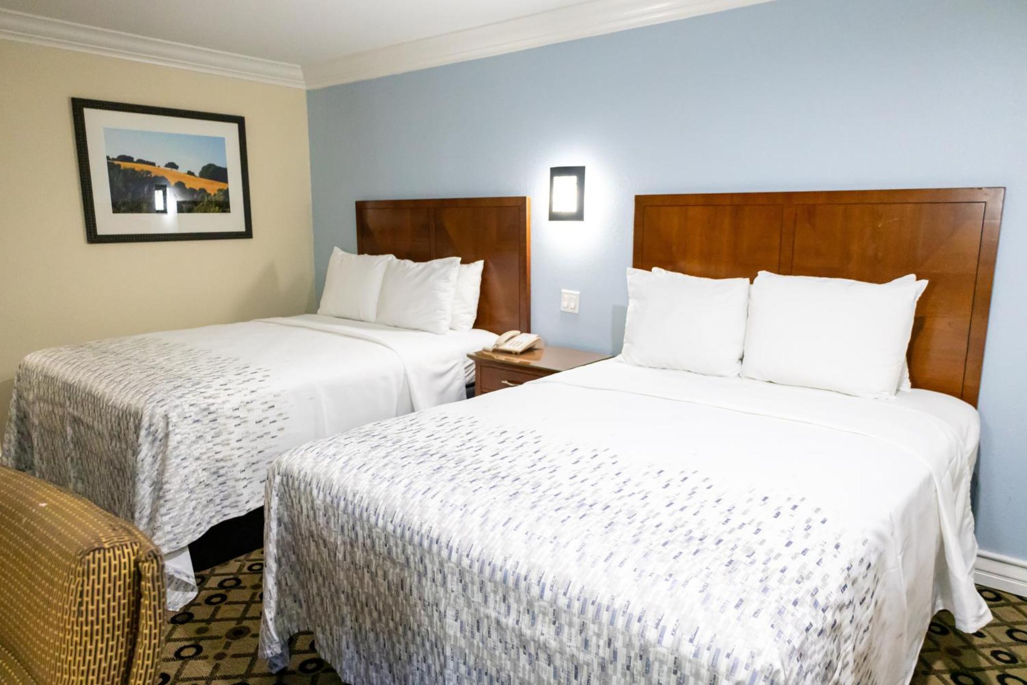 Baymont By Wyndham College Park Airport South