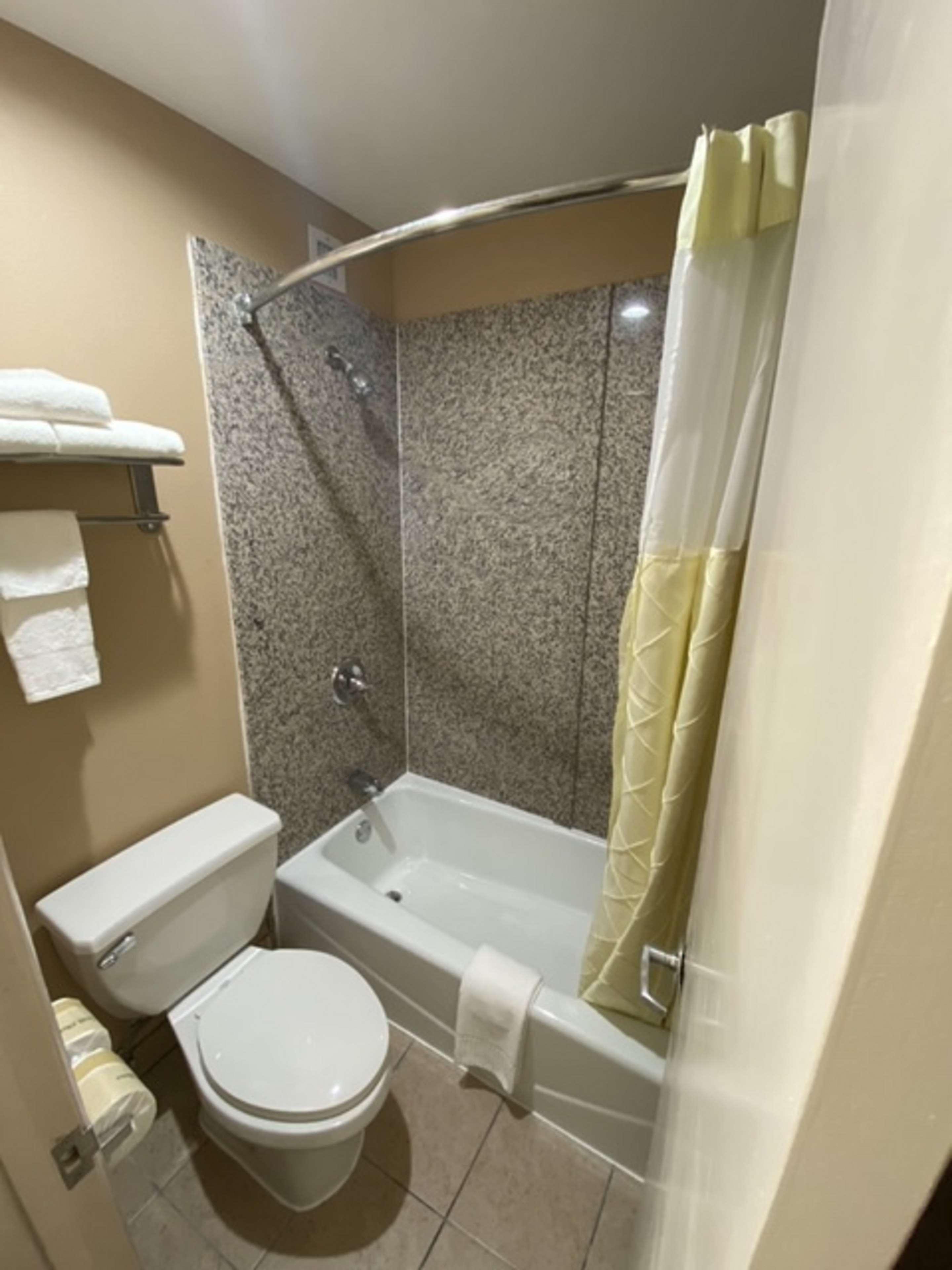 Baymont By Wyndham College Park Airport South College Park