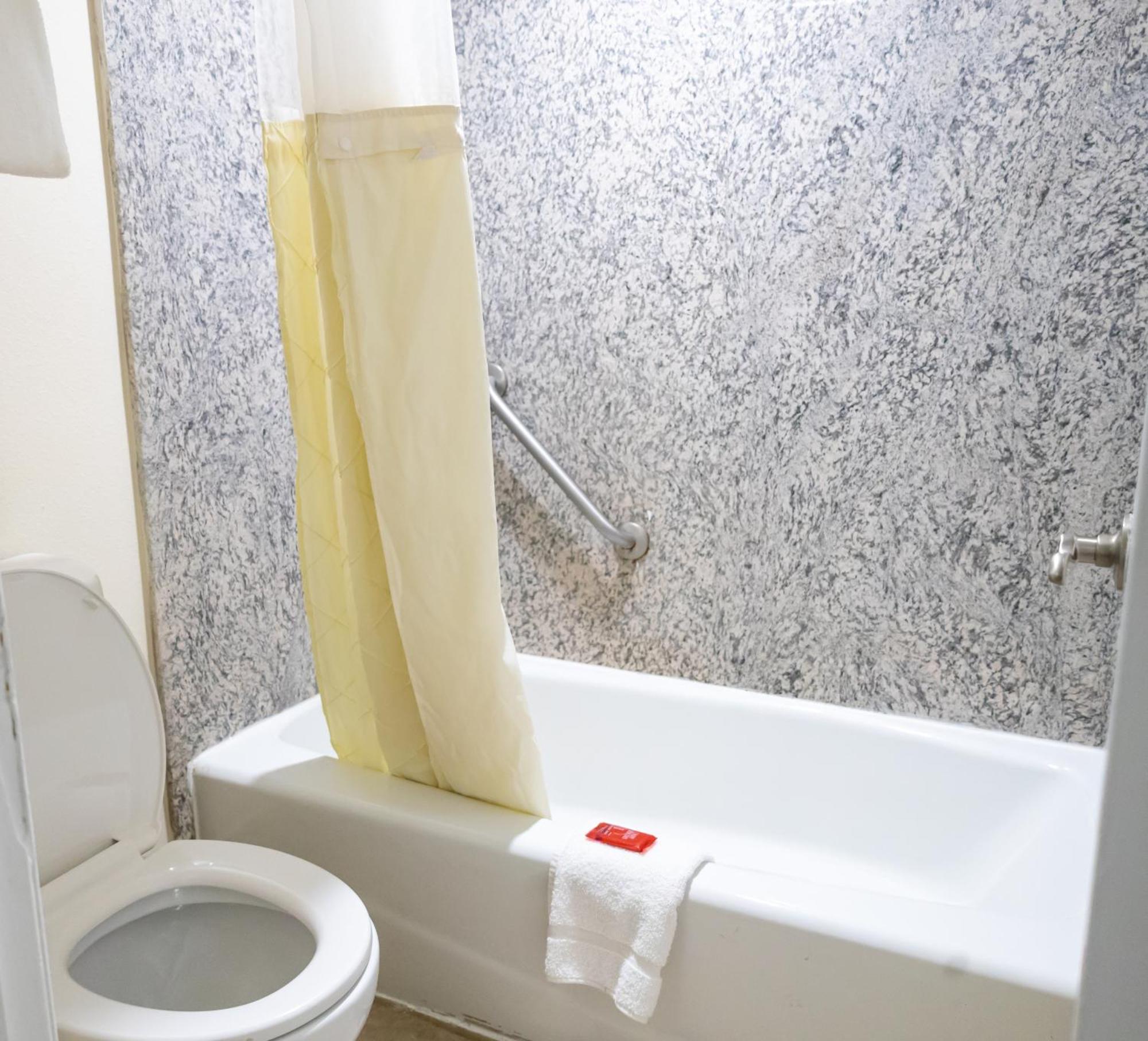 Baymont By Wyndham College Park Airport South 3* College Park