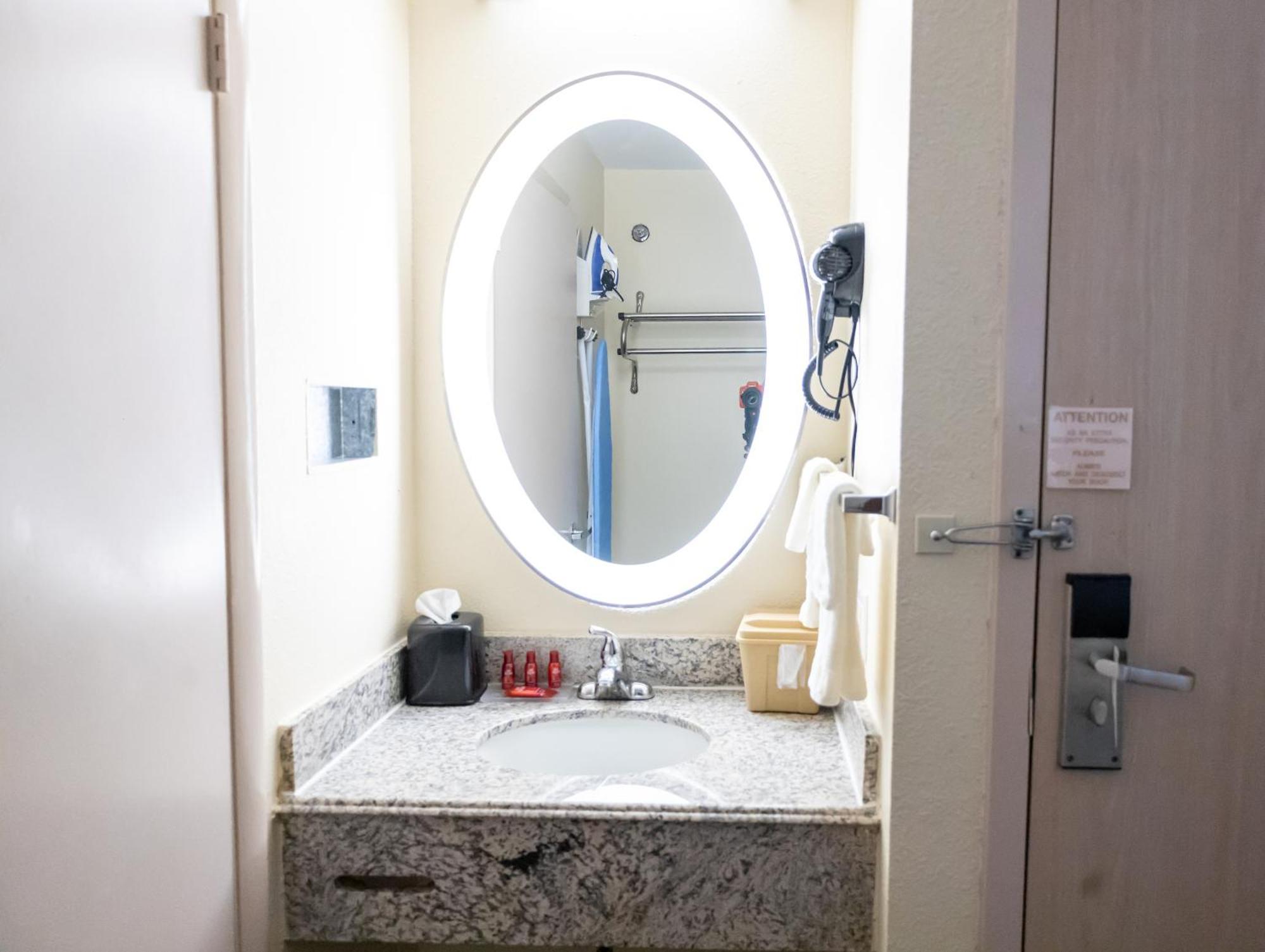 Baymont By Wyndham College Park Airport South 3* College Park