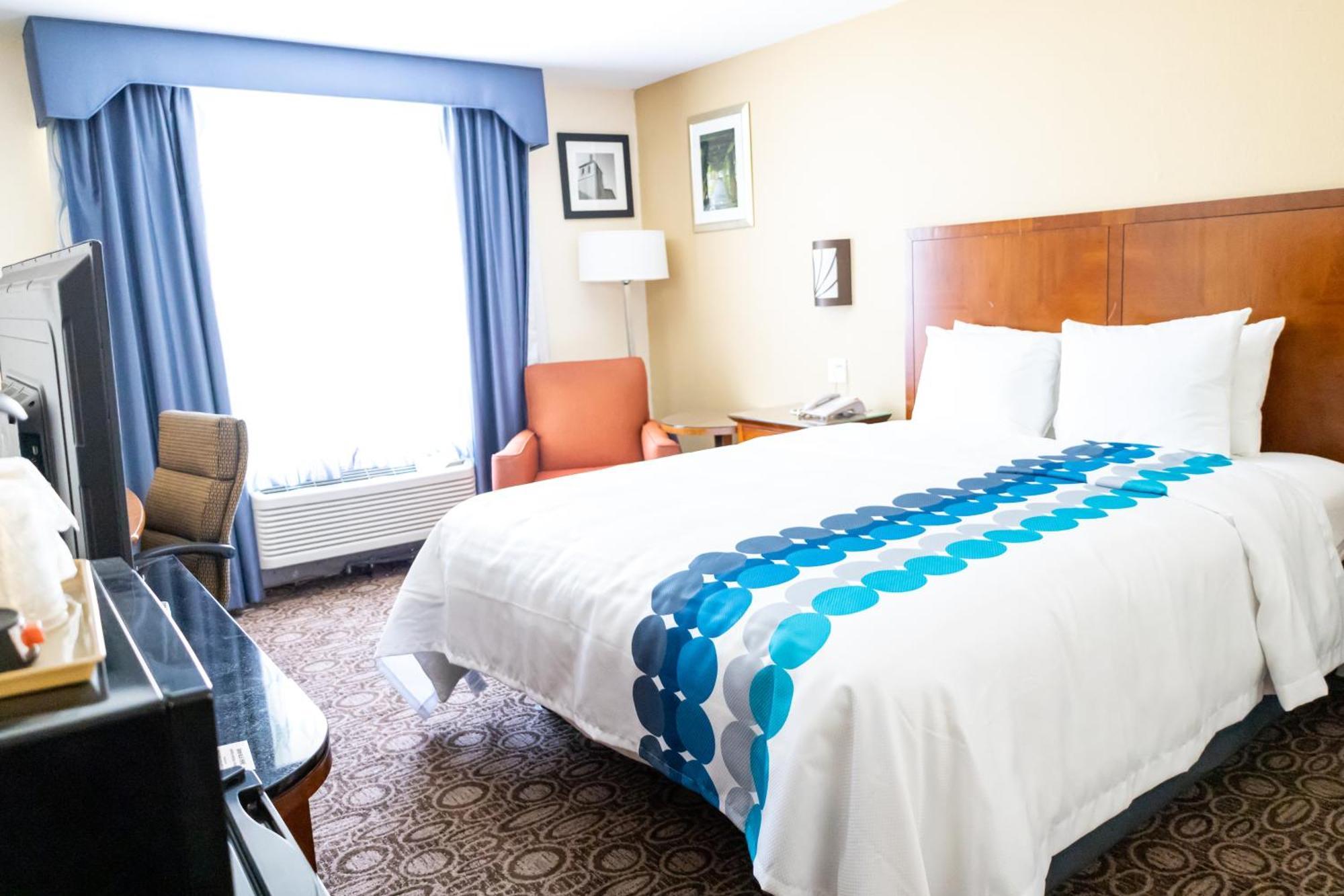 Baymont By Wyndham Atlanta Airport South Hotel College Park